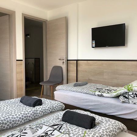 Juno Apartman Vendeghaz Miskolc Bagian luar foto