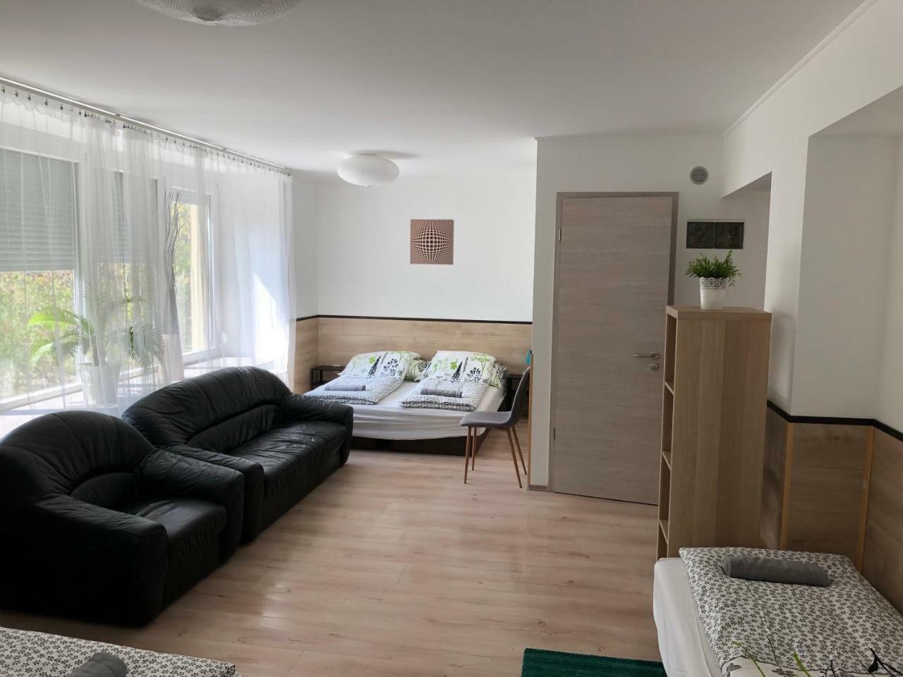 Juno Apartman Vendeghaz Miskolc Bagian luar foto