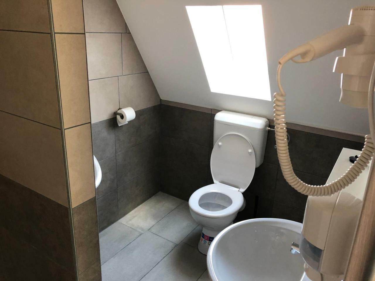 Juno Apartman Vendeghaz Miskolc Bagian luar foto
